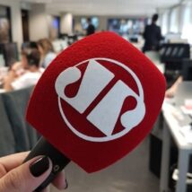 Justiça condena Jovem Pan a pagar mais de R$ 1 milhão em “danos morais”, mas mantém outorgas